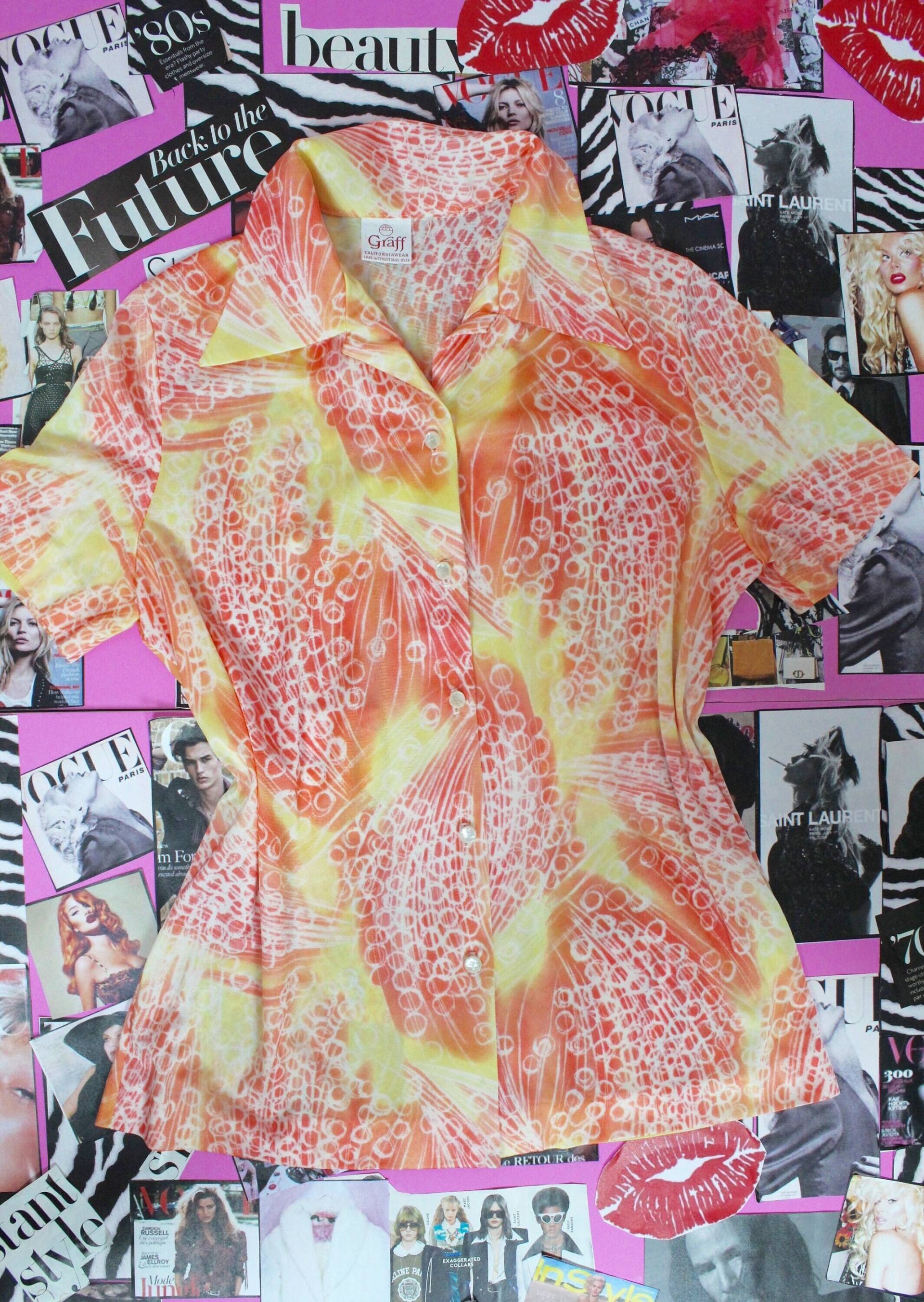 Vintage 70Er Gelb/Orange Button Up Bluse, Große Kragenbluse, Graff Blusen, Größe Medium Vintage 70Er Gelb/Orange Button Up Bluse, Große Kragenbluse, Graff Blusen, Größe Medium von RocknGlittzVintage