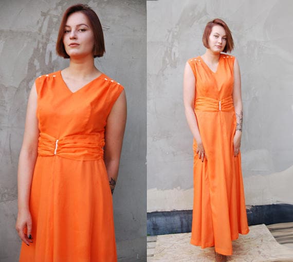 Handgemachte 70Er Jahre Vintage Neon Orange Maxi Abendkleid, Ärmellose V Hals, Brautjungfer Cocktail Party Kleid Abendkleid M L von RocknWardrobe