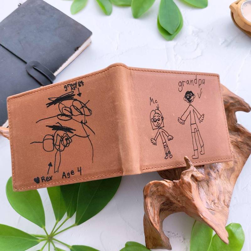 Opas Leder Brieftasche, Kid Cute Zeichnung Papa Graviert Ehemann Geschenk, Brieftasche Für Männer, Benutzerdefinierte Handschrift Herren Brieftaschen von RockyLeatherDesign