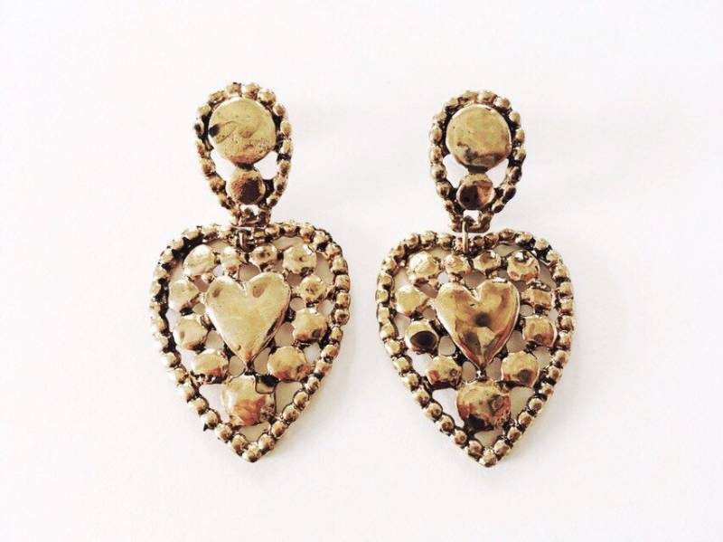 Vintage Chunky Messing Ton Herz Form Baumeln Tropfen Ohrringe Statement von RodaLova