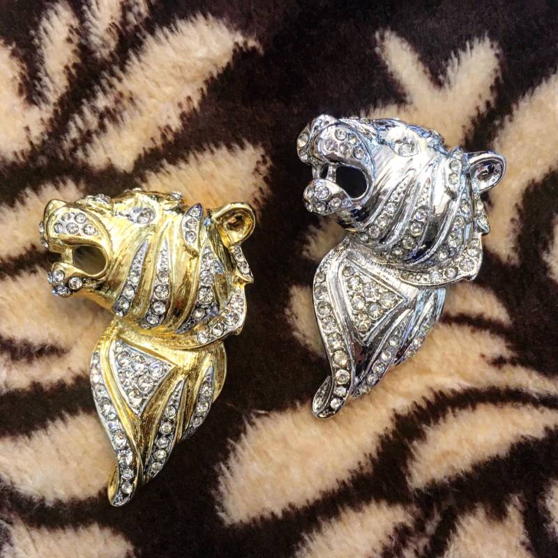 Vintage Tiger Brosche Swarovski Kristall Figürliche Pin von RodaLova