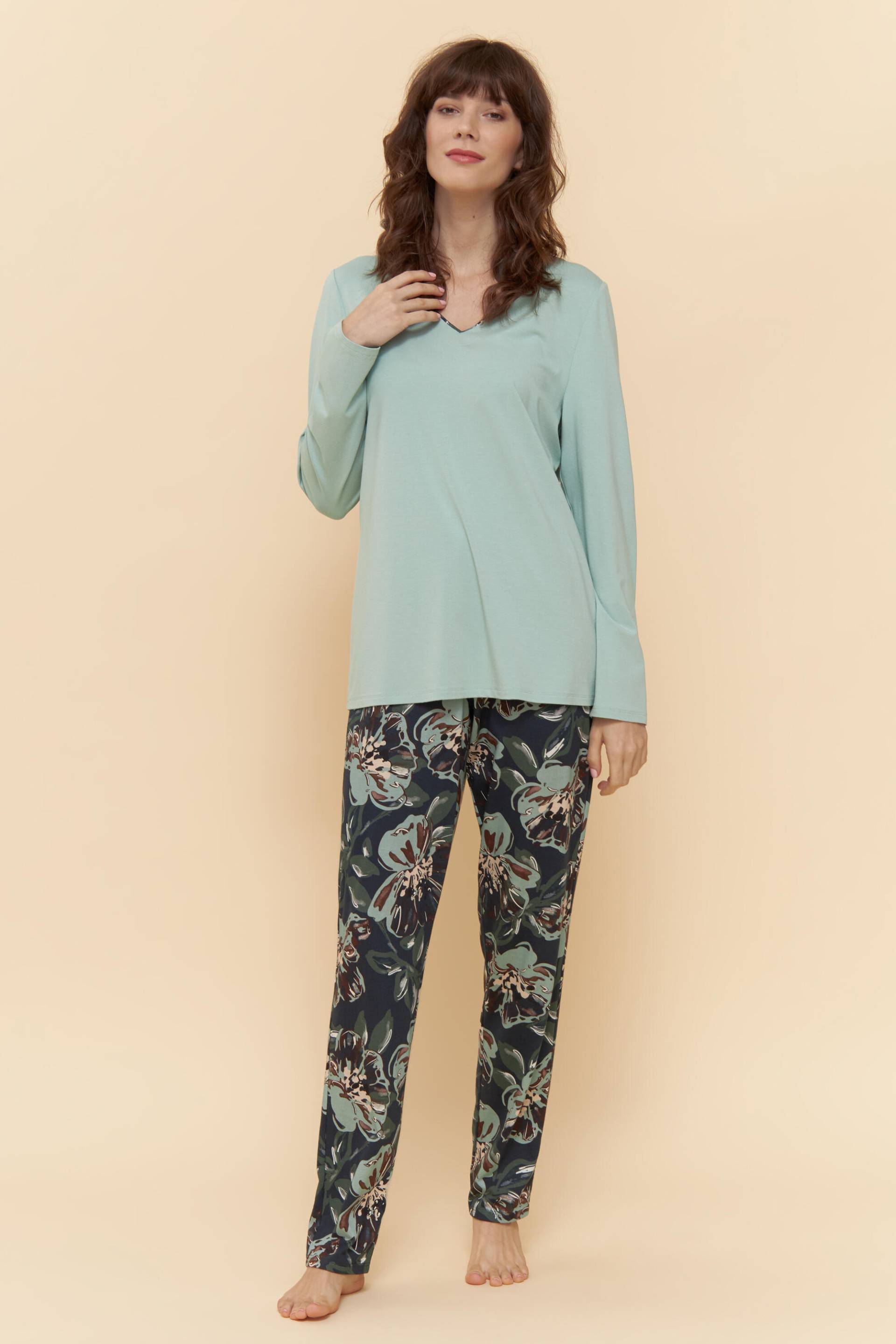 Rösch - Pyjamas 1223666 modern flower - Gr. - 48 von Rösch