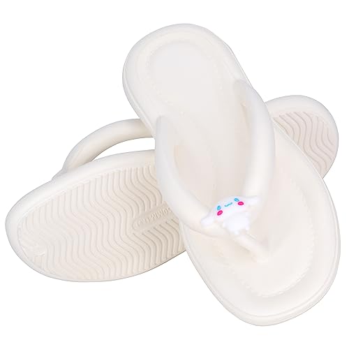 Roffatide Anime Flip Flops Cinnamoroll My Melody Kuromi Flip Flops für Frauen Flache Pantoffeln Rutschfeste Badezimmer Dusche Zehenstegsandalen Gummipantoffeln Strand Flip Flops Weiß 37/38 von Roffatide
