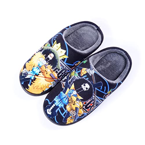 Roffatide Anime One Piece Fuzzy Hausschuhe Brook Geschlossene Zehe offen zurück Hausschuhe mit Gummisohle Hausschuhe rutschfest Indoor Plüsch Schuhe für Frauen Männer Euro 44-45 von Roffatide