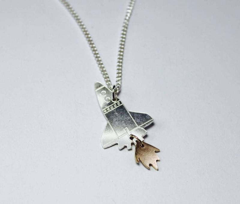 Bereit Zum Start - Raumfähre Silberkette von RogueLobsterShop