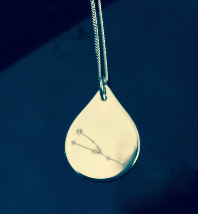 In Den Sternen Geschrieben Stier. Massiv Silber Konstellation Halskette von RogueLobsterShop