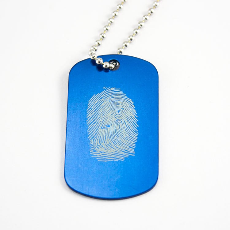 Fingerprint Engraved Dog Style Pendant Enthält Stahl-Ballkette, Die Personalisiertes Geschenk Macht von RogueRiverJewelry