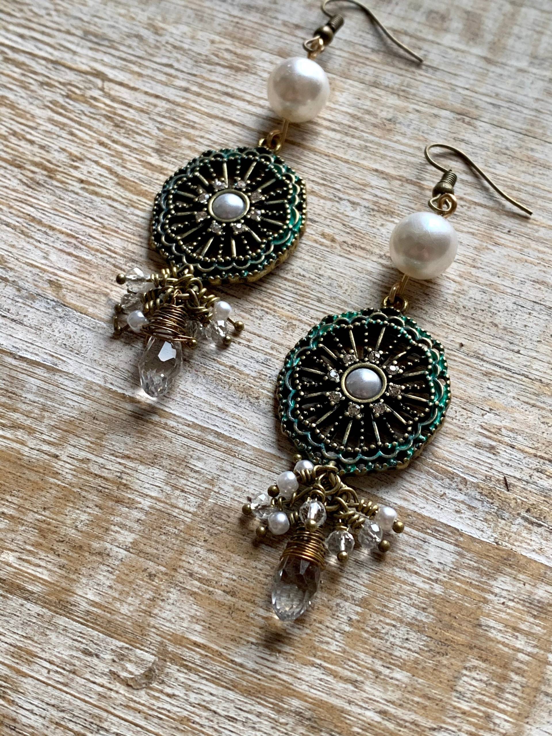 steampunk Bronze Gold Patina Perle Ohrringe Baumeln Kristall Hochzeit Clip On Ohrhänger Ohr Gewichte Gauges steampunk Bronze Gold Patina Perle Ohrringe Baumeln Kristall Hochzeit Clip On Ohrhänger Ohr Gewichte Gauges von RollinRockabilly