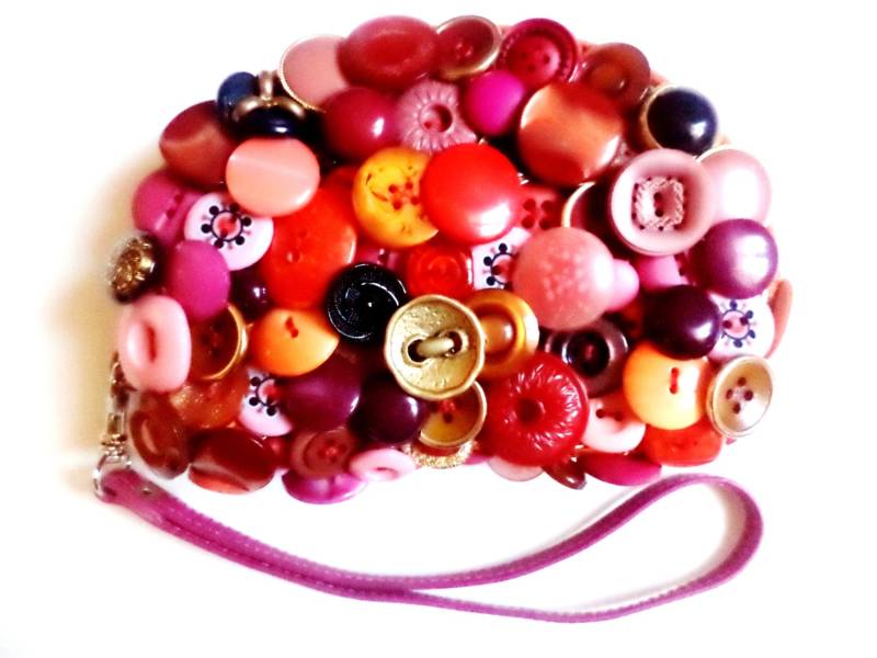 Handgemachte Wunderschöne Original Handtasche Von Schaltflächen von RomanaValerio