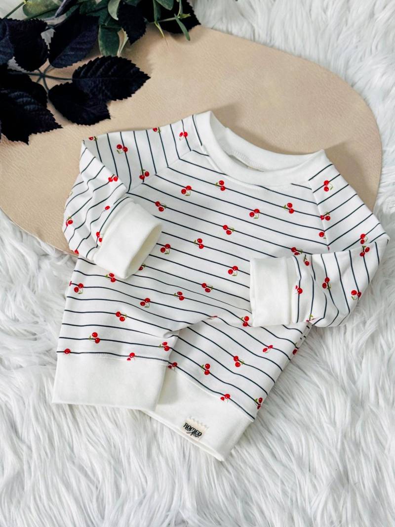 Sweater Baby, Sweatshirt Kinder, Kinderpullover, Kinderpulli, Baby Pullover, Oversized Sweater, Kindermode // Romeo & Noir Sweater Baby, Sweatshirt Kinder, Kinderpullover, Kinderpulli, Baby Pullover, Oversized Sweater, Kindermode // Romeo & Noir von RomeoandNoir