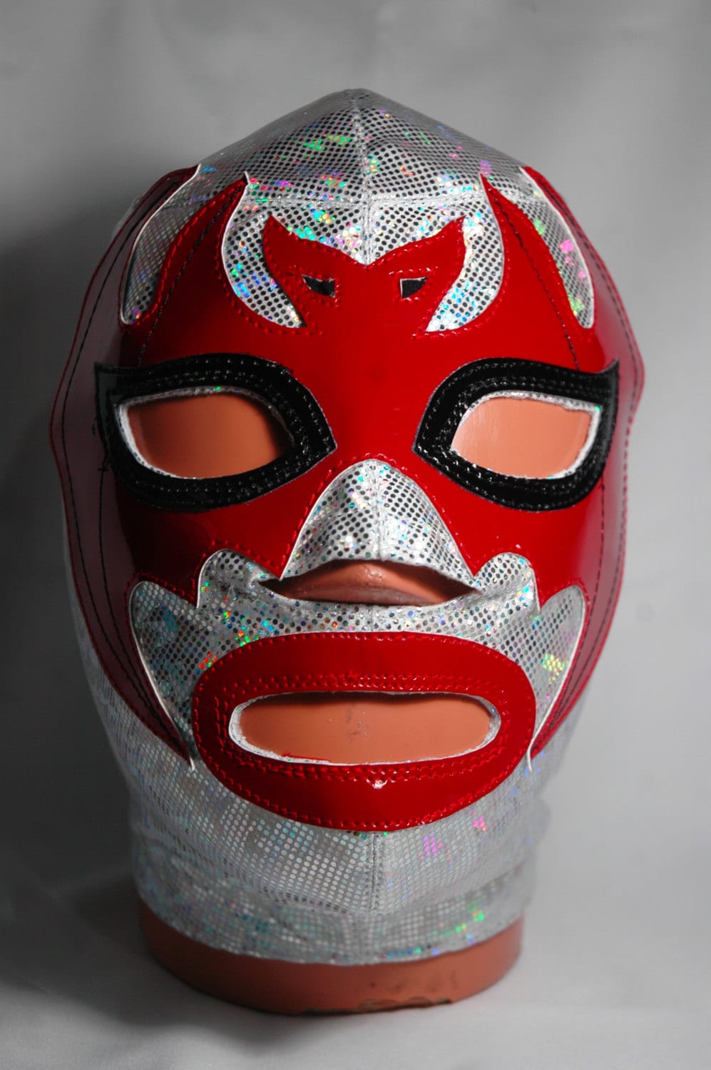 Mil Mascaras Fledermaus Wrestling Maske Benutzerdefinierte Handgemachte Mil Mascaras Fledermaus Wrestling Maske Benutzerdefinierte Handgemachte von RomeroMaskShop