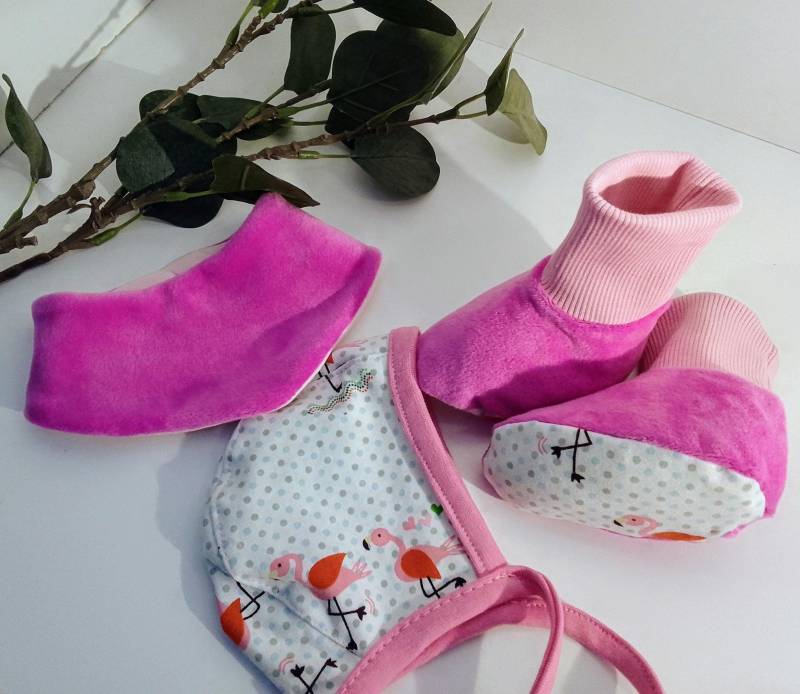 Frühchen Baby Set Bio Halstuch, Mütze & Schühchen von RomySchneidert59
