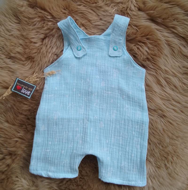 Sommerlicher Chic Handgefertigter Musselin-Romper Waldtiere - Für Babys Größe 56 von RomySchneidert59