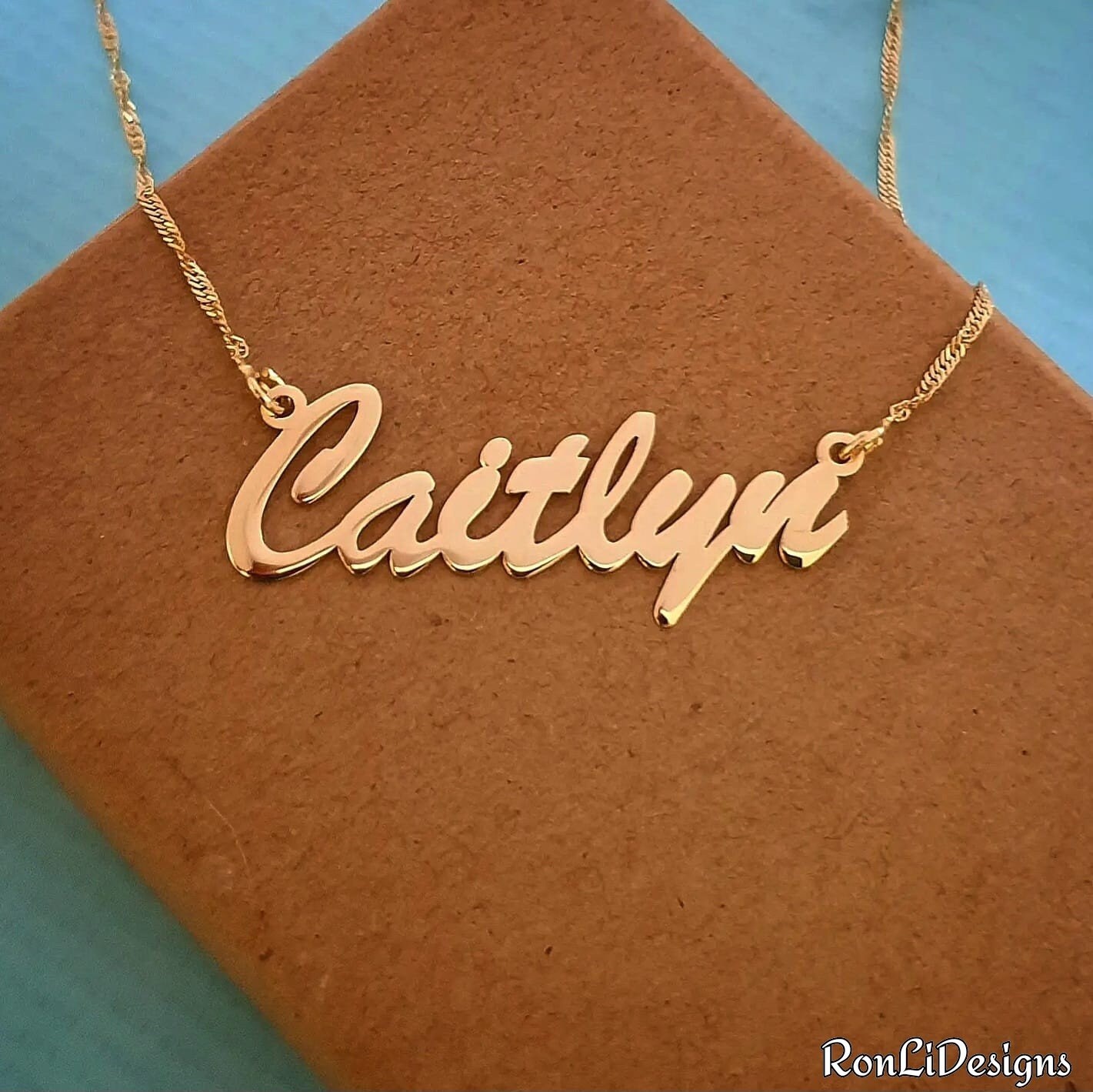 14K Solid Gold Name Halskette Personalisierte ""Real"" 14 Karat Caitlyn Style von RonLiDesigns