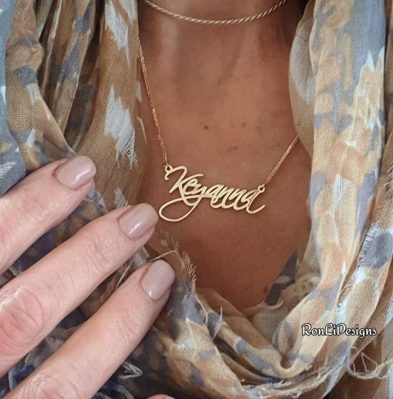 14K Massivgold Namenskette - Signatur Script Kayliegh Style Custom Name Halskette Anhänger von RonLiDesigns