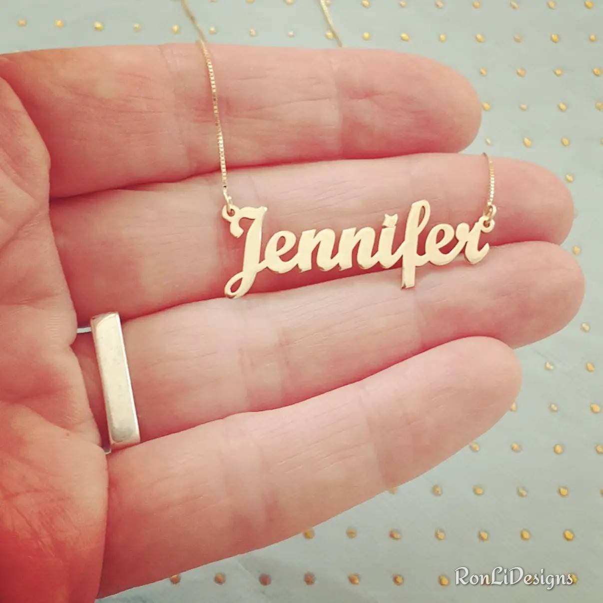 Personalisierte Echtgold Namenskette Solid 14K Jennifer Print Style von RonLiDesigns