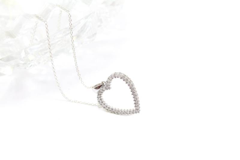 1/2 Cttw 14K Weißgold Diamant Herz Halskette Ca. .50 Karat von Ronnie7