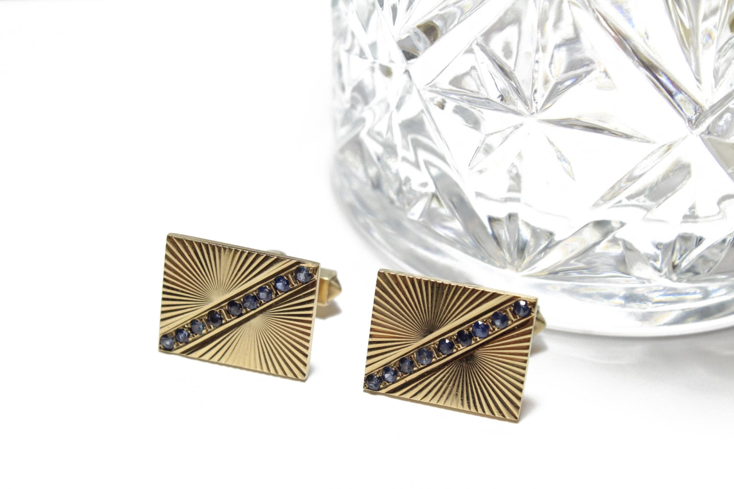 Vintage 14K Gelbgold Manschettenknöpfe Mit Saphiren Und Gold Manschettenknöpfen Ca. 1 Cttw von Ronnie7