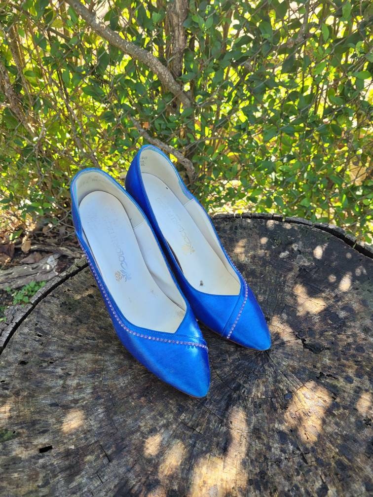 Vintage Blau Satin Pumps Von Coloriffics Größe 7M/Frauen Kleid Schuhe/Frauen Schuhe von RonniesVintageCloset