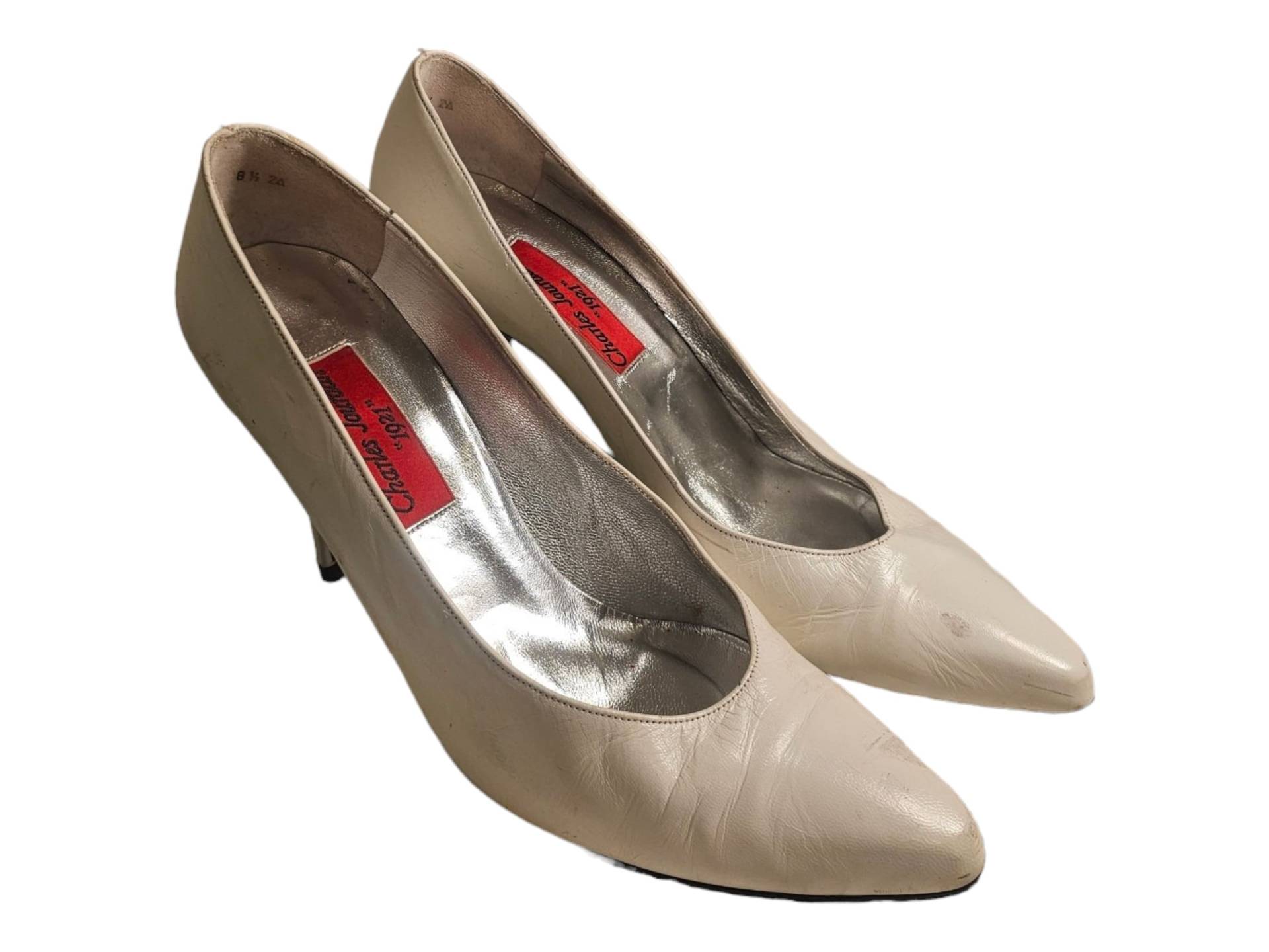 Vintage Charles Jourdan "1921" Weiße Slip-On Leder Pumps, Gr. 8.5/ Designer Glam Pumps 90S Vintage Vintage Charles Jourdan "1921" Weiße Slip-On Leder Pumps, Gr. 8.5/ Designer Glam Pumps 90S Vintage von RonniesVintageCloset