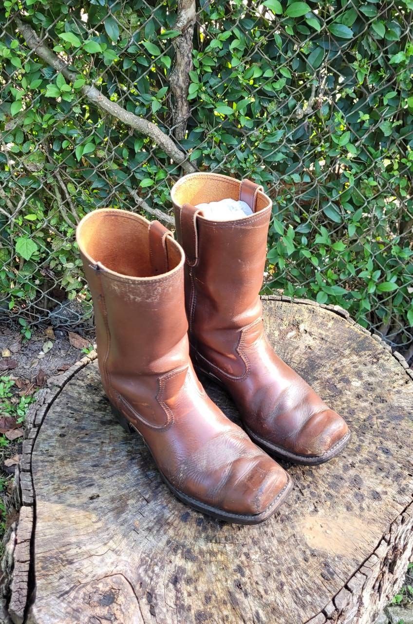 Vintage Katzen Pfoten Stiefel Größe 9D/Herren Motorradstiefel/Echtes Leder Beunruhigt Vintage Katzen Pfoten Stiefel Größe 9D/Herren Motorradstiefel/Echtes Leder Beunruhigt von RonniesVintageCloset