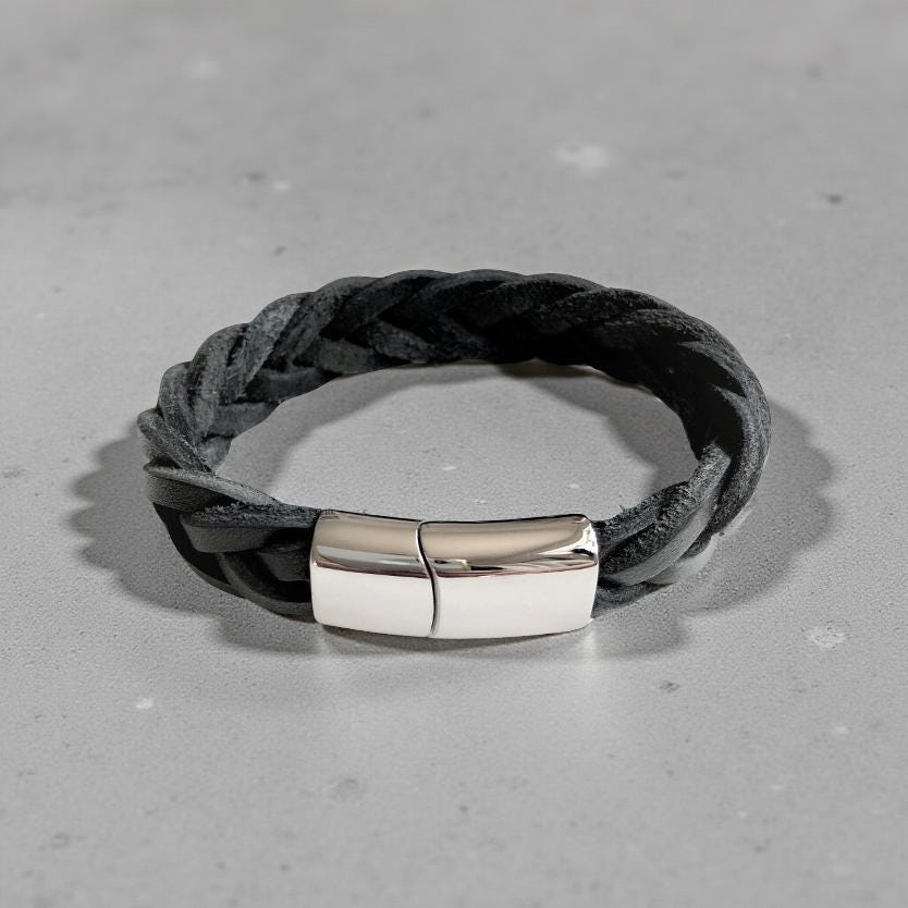 Schwarzes Geflochtenes Lederarmband Für Männer | Verschluss Edelstahl Herrenarmband Geschenk Vatertag von RoosGiftShop