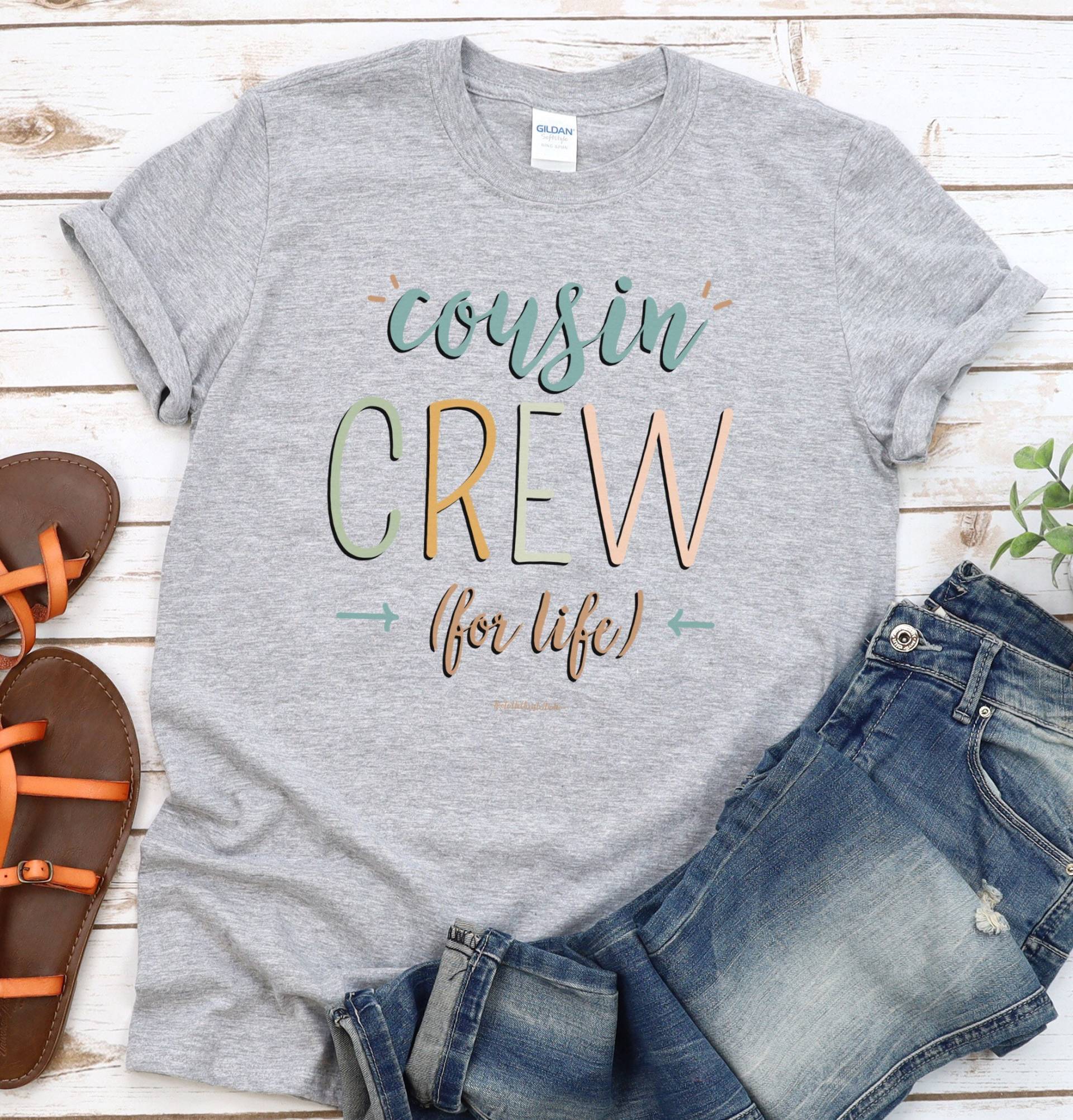 Cousin Crew Fürs Leben Shirts, Familienhemden, Weihnachtsgeschenk, Familienreise Passende Cousine, Familien Wiedersehen Shirt von RootedInChristStudio