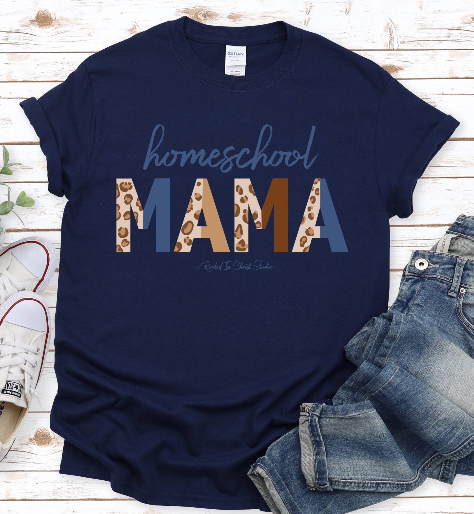 Homeschool Mama Shirt, Geschenk, Homeschool, Lehrer Leopard Mama, Christian Geschenk Für von RootedInChristStudio