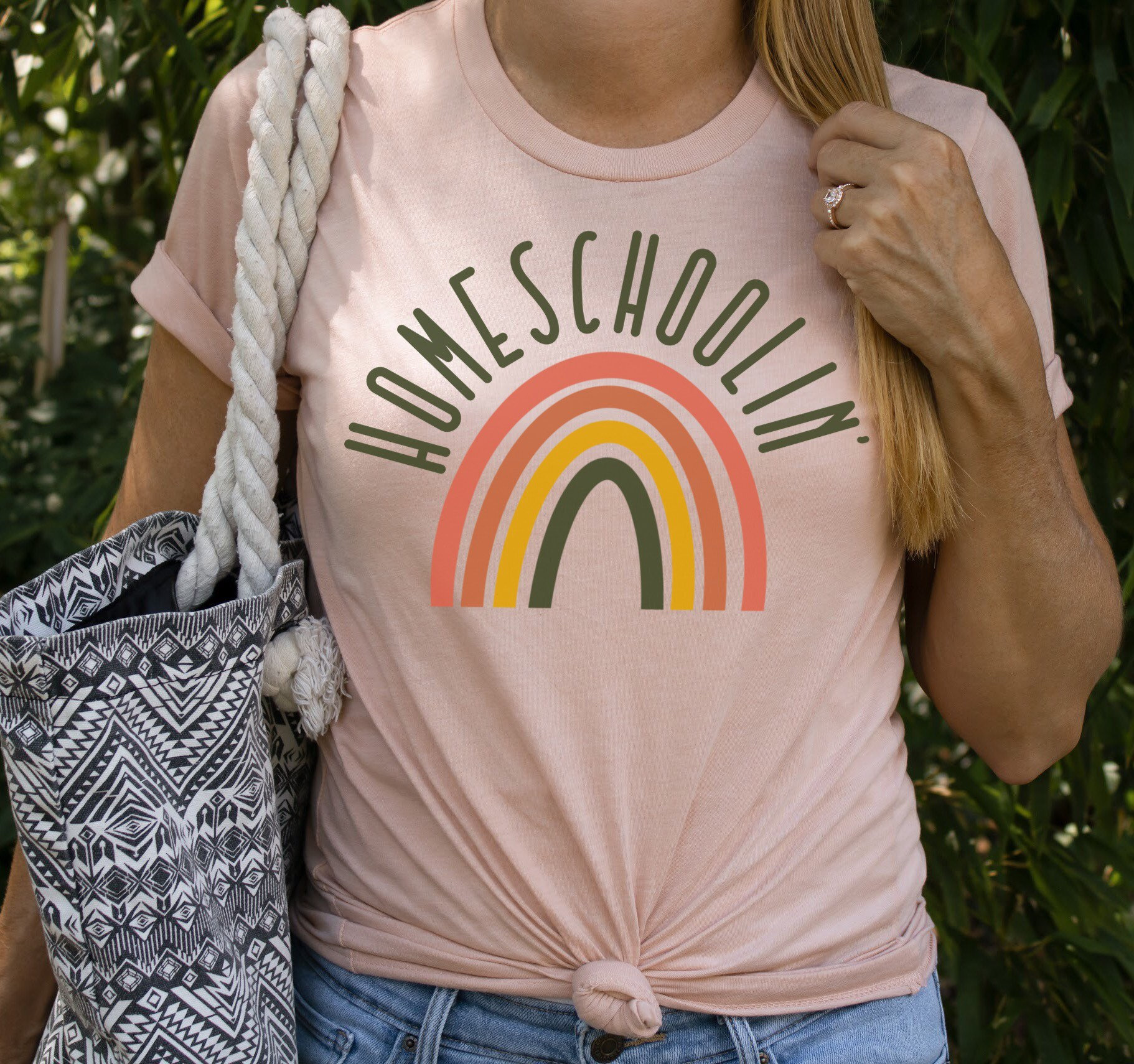 Homeschool Regenbogen, Shirt, Mama, Mom T-Shirt, Teen, Muttertagsgeschenk, Vintage von RootedInChristStudio