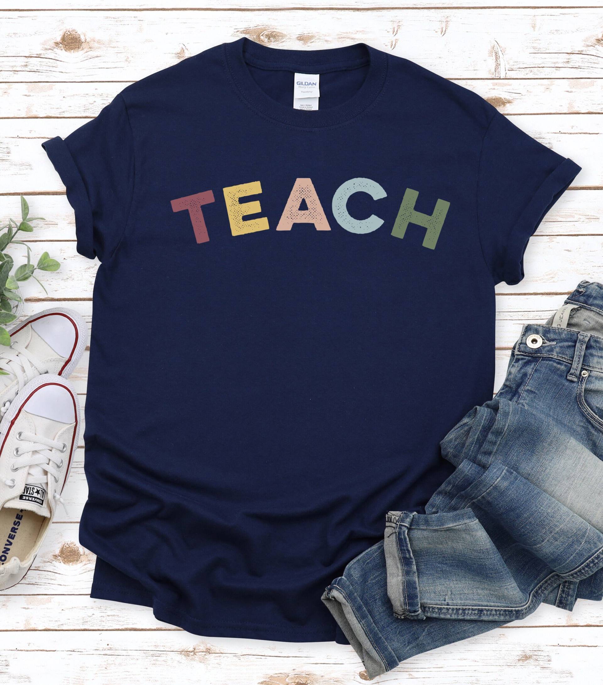 Lehrer Tshirt, Shirt, Süßes Shirt Für Lehrer, Geschenke, Grundschullehrer von RootedInChristStudio