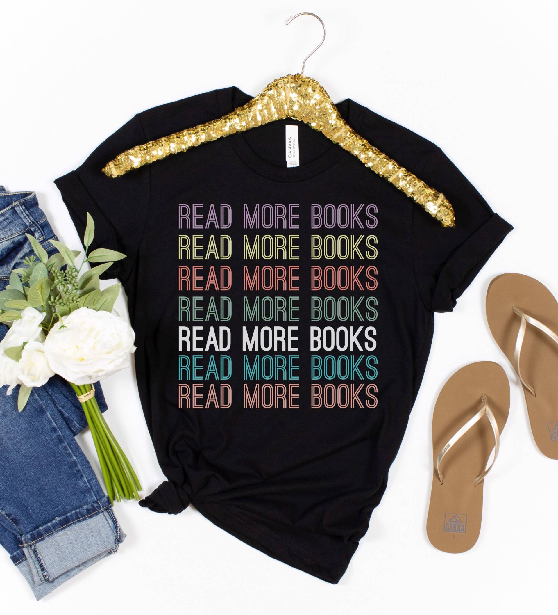 Lesen Sie Mehr Bücher Shirt, Umrissen, Bibliothekar T-Shirt, Weiches Vintage-Feel Tshirt, Lesen, Geschenk Für Bibliothekare, Bibliothek Wissenschaft von RootedInChristStudio