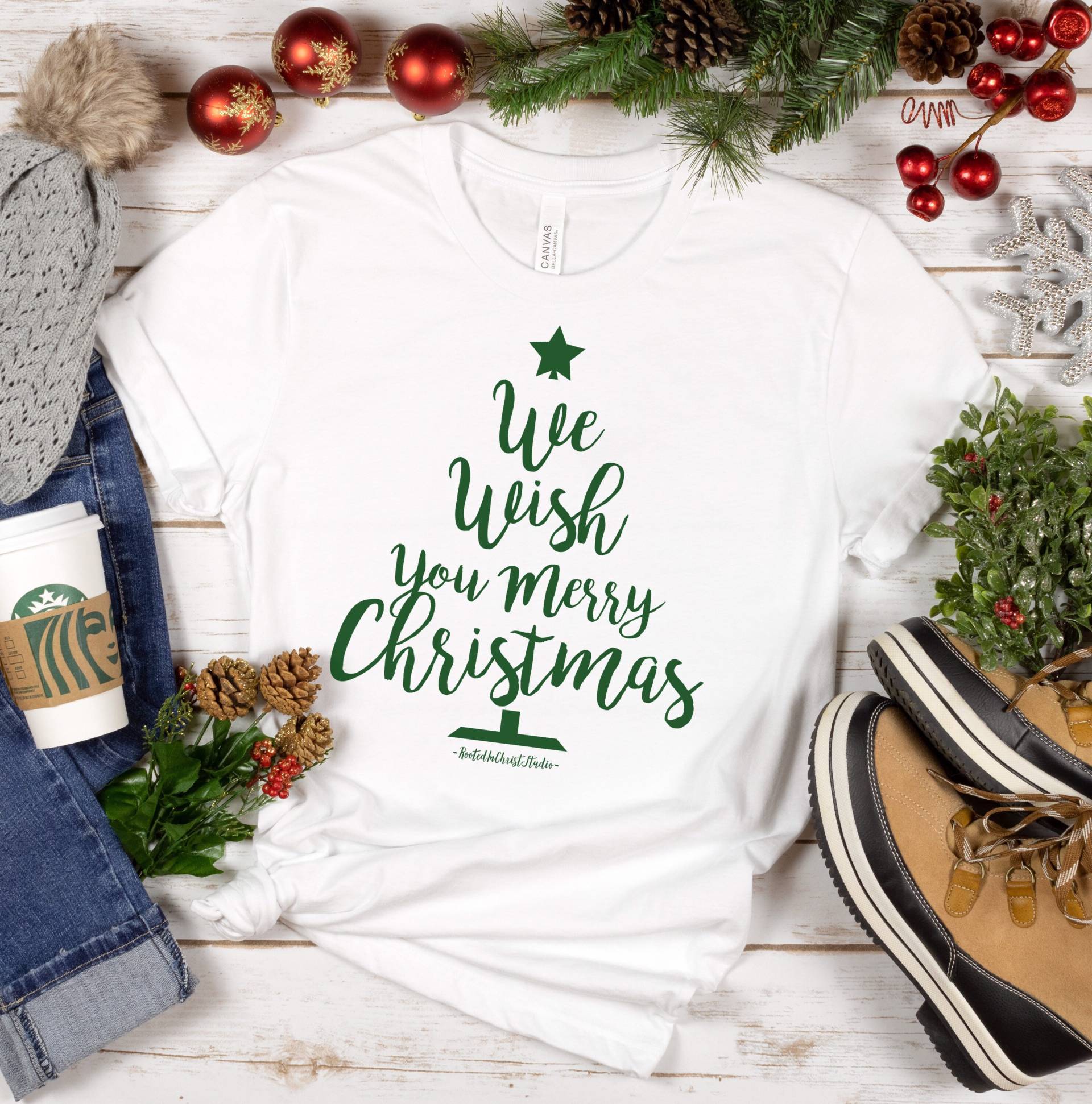 We Wish You A Merry Christmas Shirt, Weihnachtsbaum Weihnachtsshirt von RootedInChristStudio