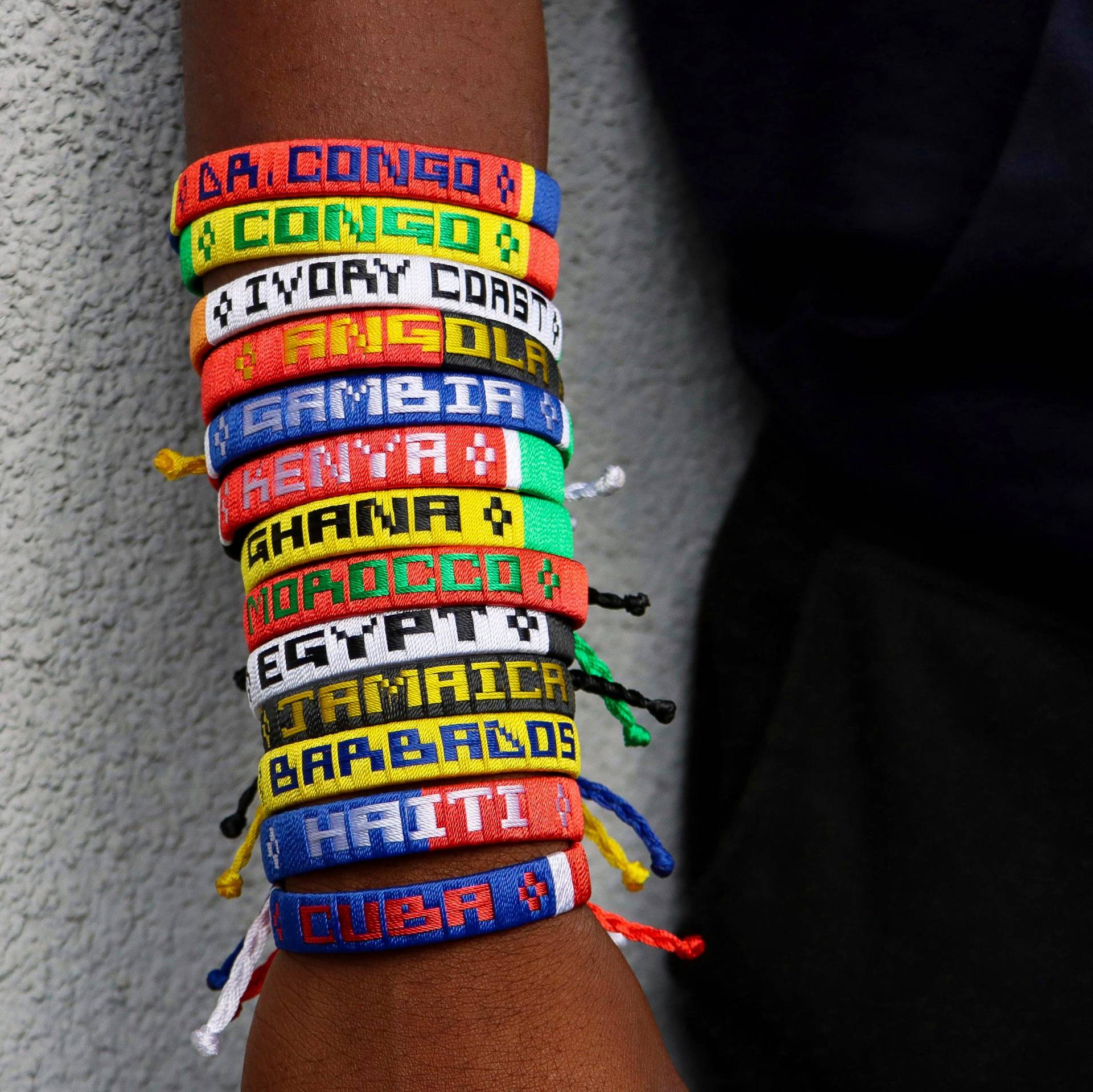 Handmade Country Armband Verstellbare Gewebte Schnur, Internationale Flaggen von Rootsrockdesign