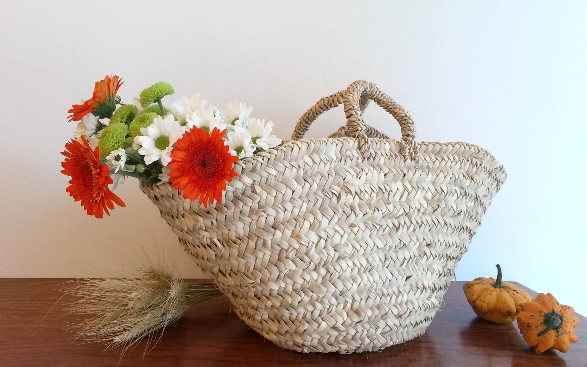 Rustikale Strohtasche Mit Kurzen Griffen, Palmenhandtasche, Palmen-Sommertasche, Strandtasche, Strohtasche, Größe L von RosaMPardoDesign