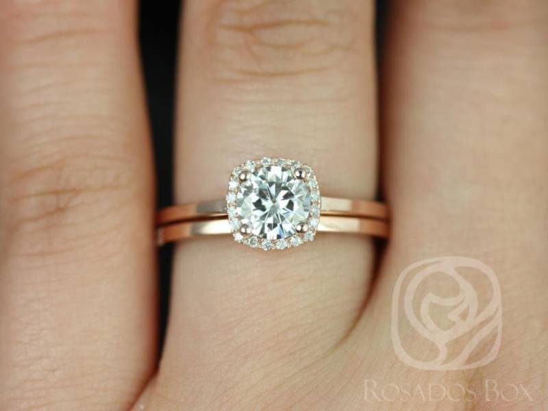 0.75Ct Bella 6 Mm & Plain Bd 14Kt Moissanit Diamant Kissen Halo Braut Set, Kissen Hochzeitsring Verlobungsring Set, Jubiläum von RosadosBox