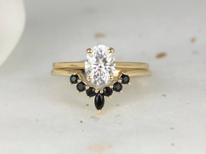 1.50Cts Delia 8 X 6 Mm & Marjorie 14Kt Gold Moissanite Onyx Oval Solitär Braut Set, Ovaler Solitärring, Art-Deco-Ehering, Einzigartiger Ring von RosadosBox