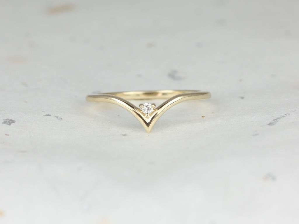 Versandfertiger Sansa 14Kt Gelbgold Zierlicher Chevron-Ring, Diamant-V-Ring, Diamant-stapelring, Nesting-Ring, Einzigartiger Ehering, Geschenk Für von RosadosBox