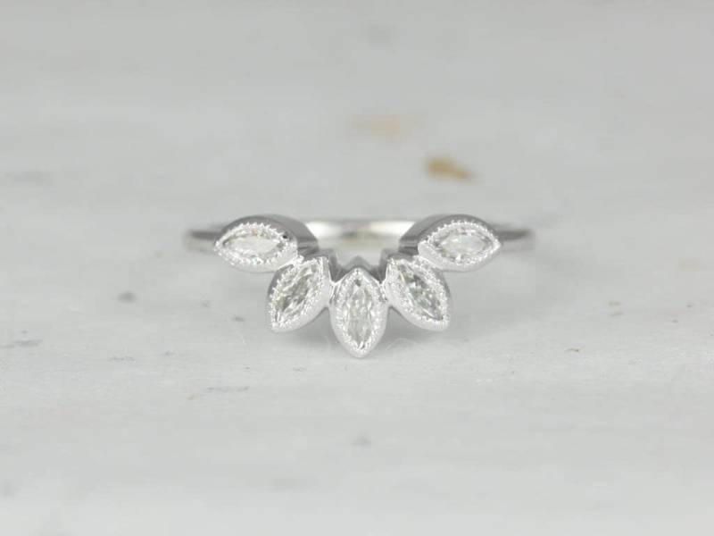 Diamantfreie Petunia 14Kt Gold Marquise Forever One Moissanite Blätter Mit Milgrain Tiara Ring, Art-Deco-Nesting Einzigartige Ehering von RosadosBox