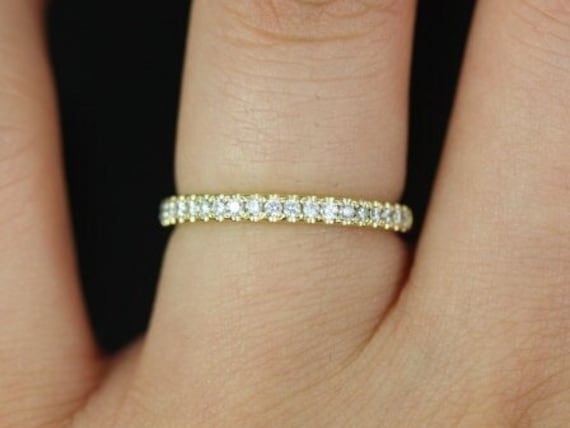 Kierra 14Kt Gold Diamant Halfway Ewigkeit Ring, Pave Zierlicher Band, Ehering, Jahrestag Stapelbar Ring von RosadosBox