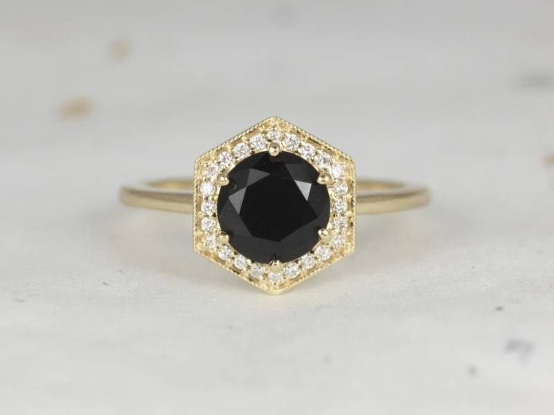 Willis 7 Mm 14Kt Gold Onyx Diamant Mit Milgrain Art Deco Hexagon Halo Ring, Einzigartiger Dezember Geburtsstein Willis 7 Mm 14Kt Gold Onyx Diamant Mit Milgrain Art Deco Hexagon Halo Ring, Einzigartiger Dezember Geburtsstein von RosadosBox