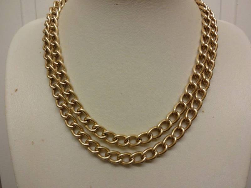 Vintage Gold Statement Kette, Kette Halskette, Ton Panzerkette Chunky Ne/15 Vintage Gold Statement Kette, Kette Halskette, Ton Panzerkette Chunky Ne/15 von RosaliaJewellery