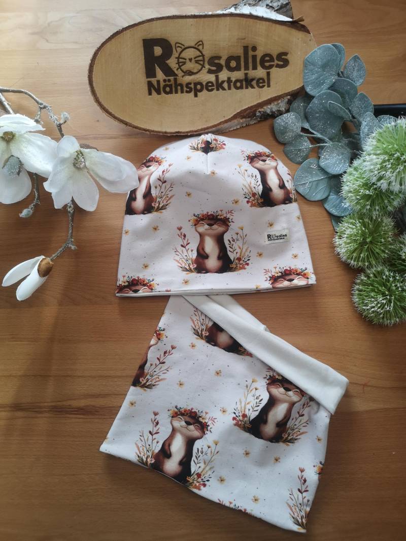 Beanie Mütze Und Loop Otter Blumen Beige Creme Floral Mädchen Geschenk von RosaliesNaehspektakl