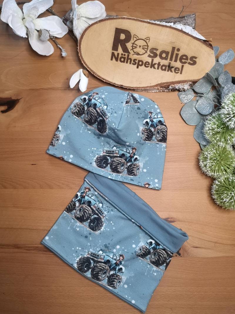 Beanie Mütze Und Loop Schal Monstertruck Blau Altgrün Jungs Mädchen Beanie Mütze Und Loop Schal Monstertruck Blau Altgrün Jungs Mädchen von RosaliesNaehspektakl