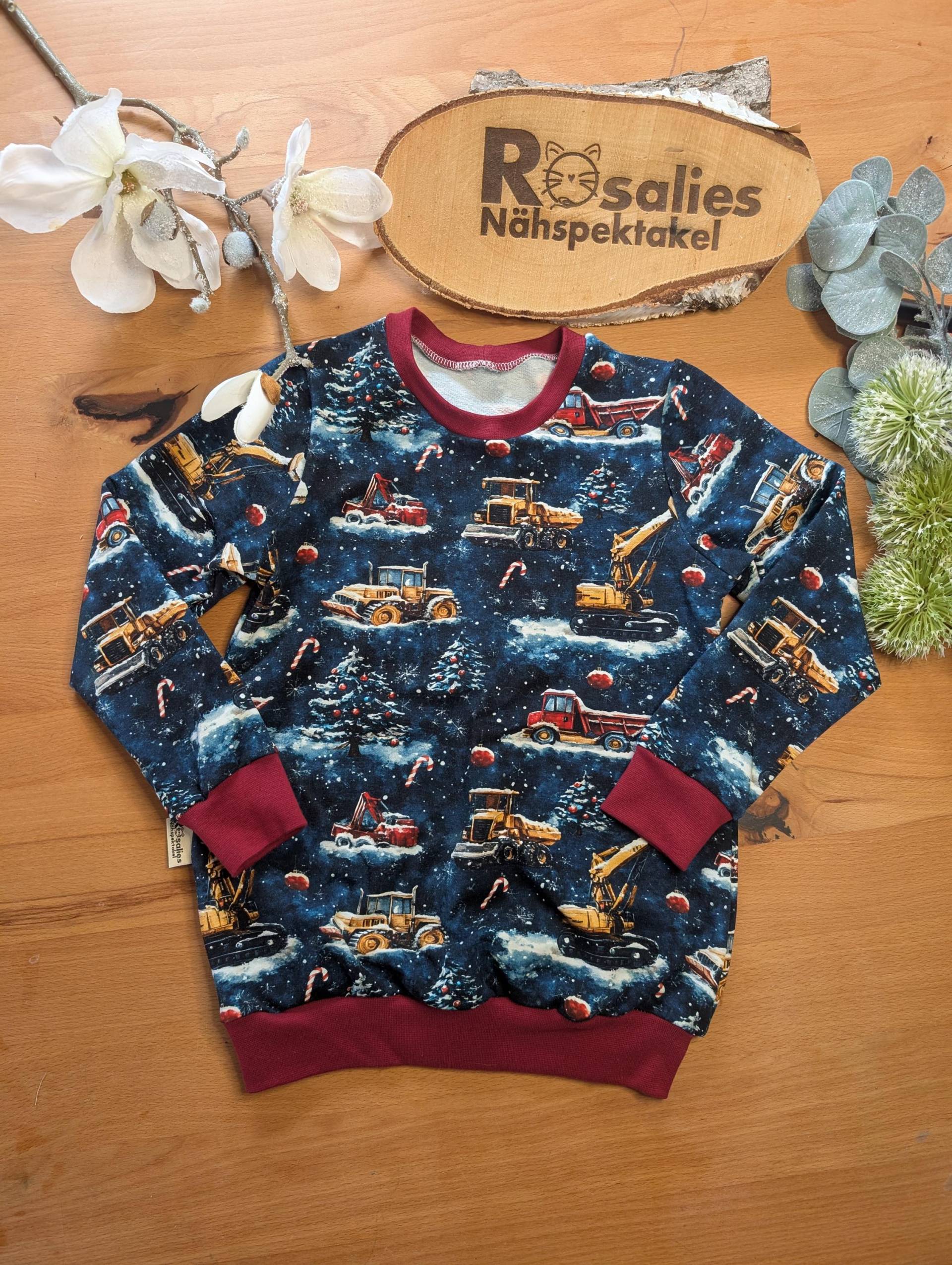 Sweater Pulli Weihnachts Baustelle Weihnachtsbagger, Langarmshirt Kran Weihnachtsbaum Für Jungs Und Unisex von RosaliesNaehspektakl
