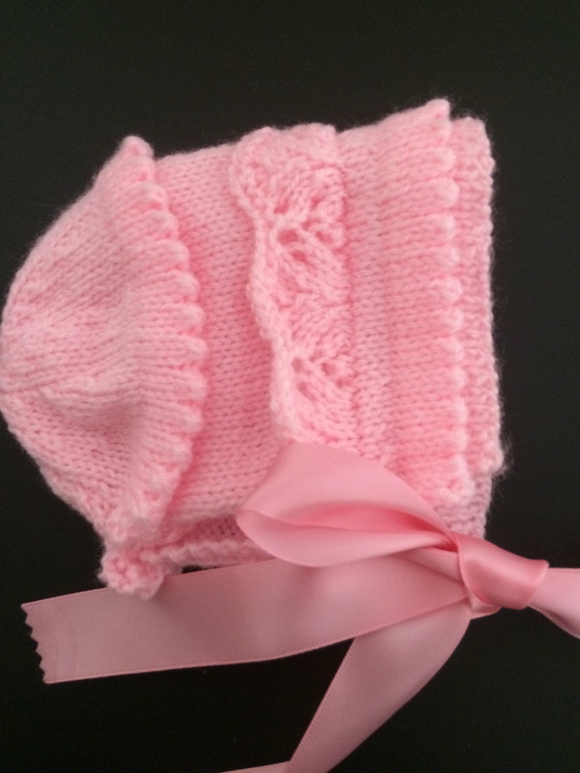 Zauberhafte Babymütze Mit Picotmuster in Wunschfarbe Und Größe Zauberhafte Babymütze Mit Picotmuster in Wunschfarbe Und Größe von RosamondsBabyknits