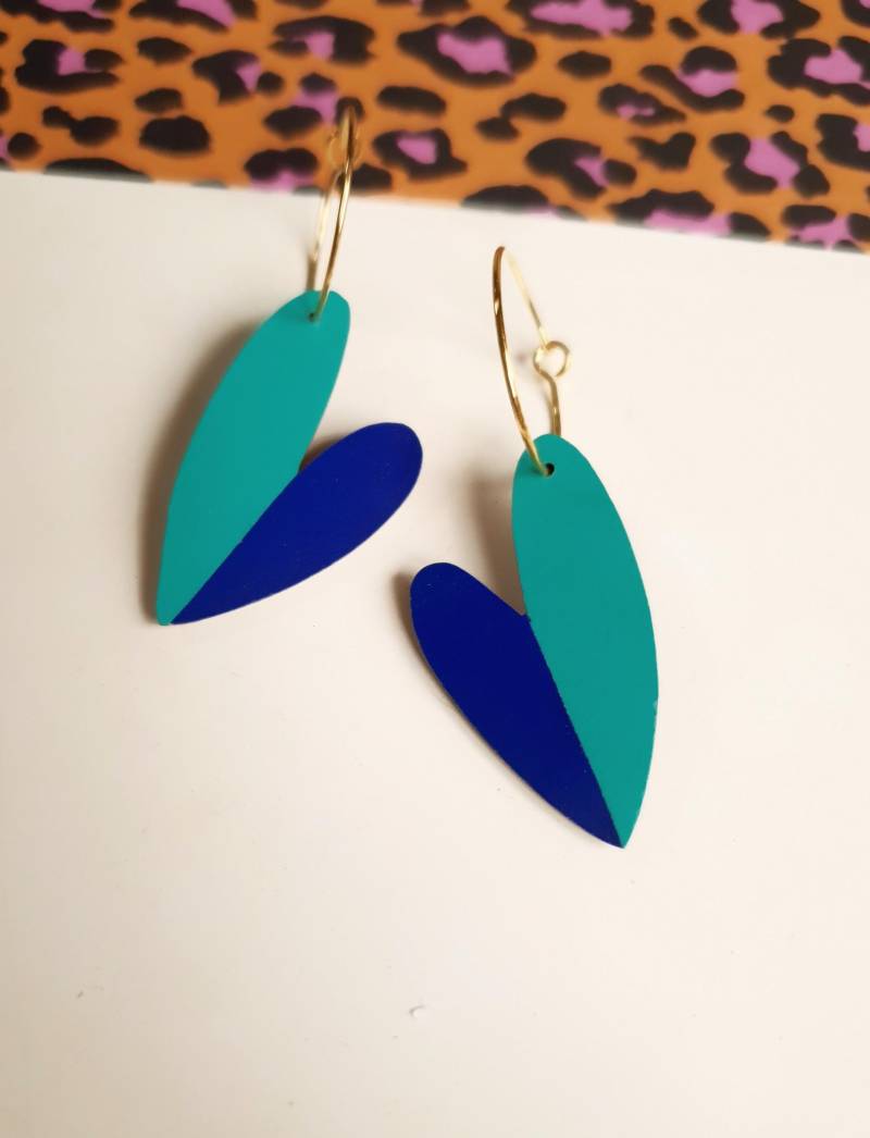 Marineblaue Amor-Creolen von RoseBouchon