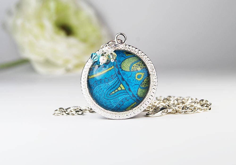 Seaflower Anhänger Halskette | Strand-Thema Brautjungfer Geschenk von RoseCrescentJewelry