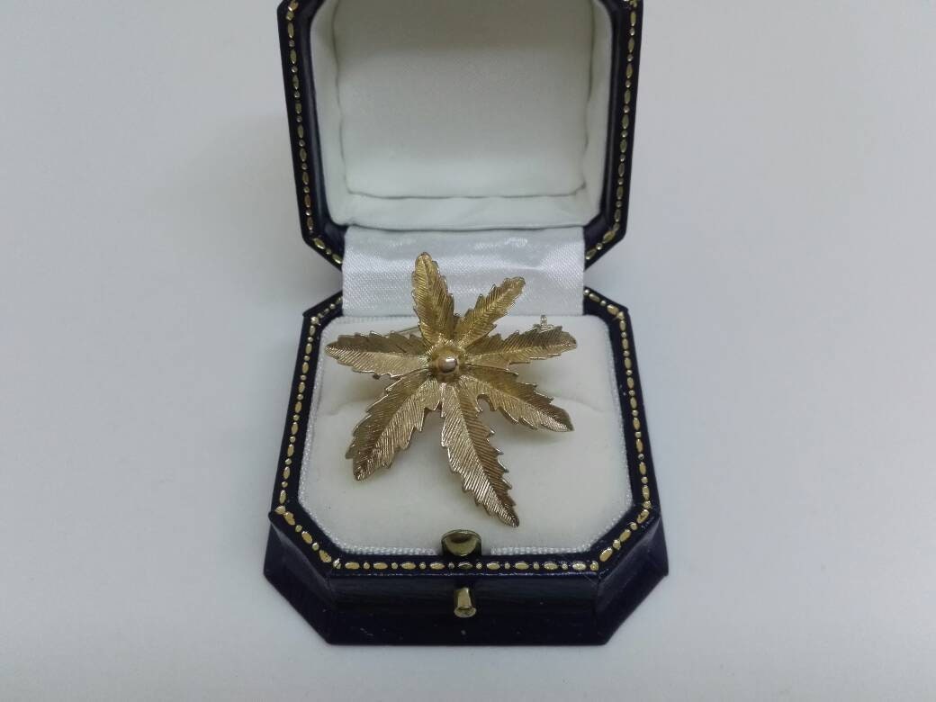 Vintage Sarah Coventry Gold-Ton Blatt Brosche von RoseDayVintage