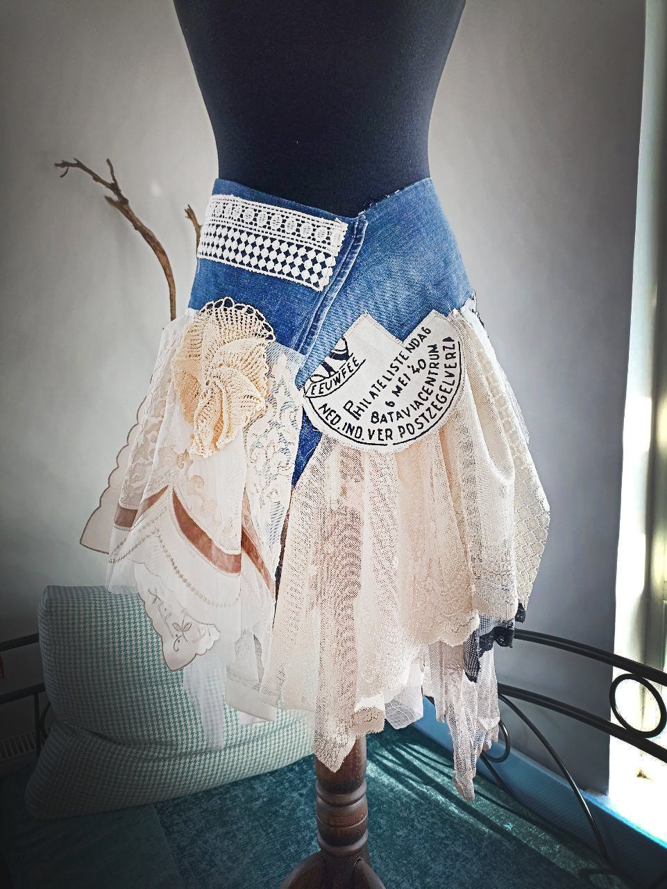 Abigail, Festival Gürtel/ Boho Jeans Shabby Chic/ Hippie Schärpe/ Altered Couture/ High-Long Gürtel von RoseJadeBoho