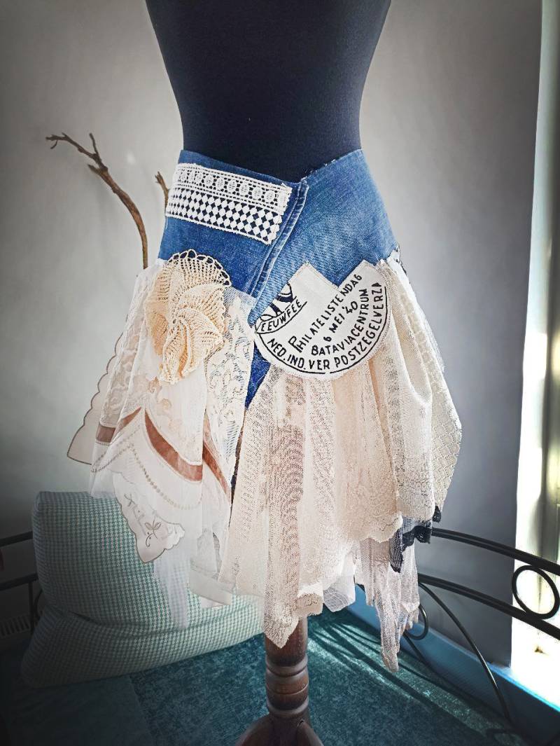 Abigail, Festival Gürtel/ Boho Jeans Shabby Chic/ Hippie Schärpe/ Altered Couture/ High-Long Gürtel von RoseJadeBoho